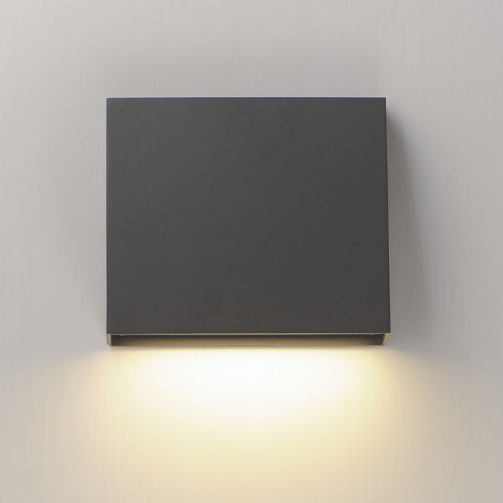 Pathfinder-Outdoor Wall Mount