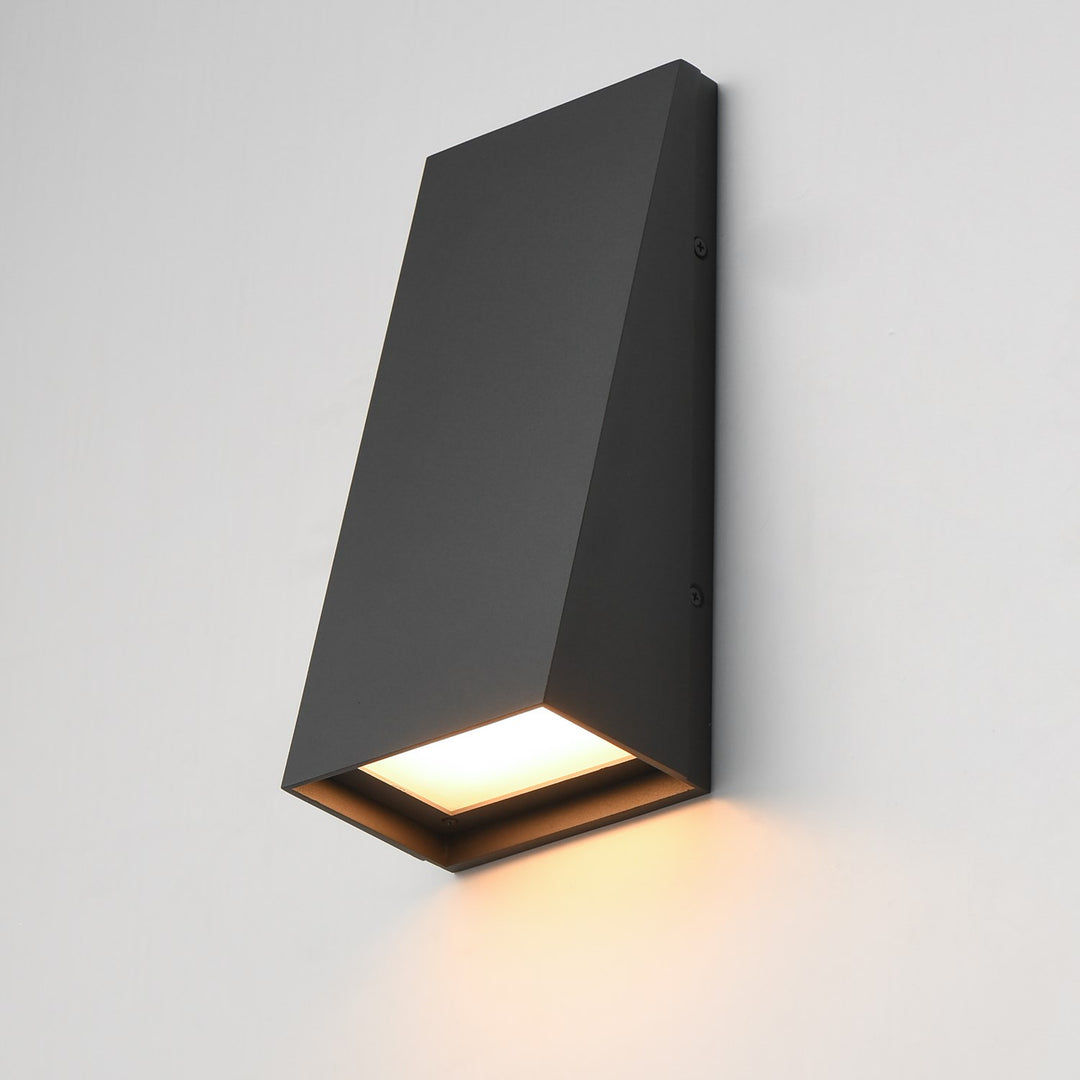 Pathfinder-Outdoor Wall Mount