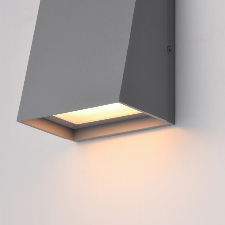 Pathfinder-Outdoor Wall Mount