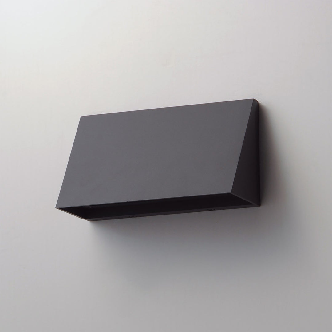 Pathfinder-Outdoor Wall Mount