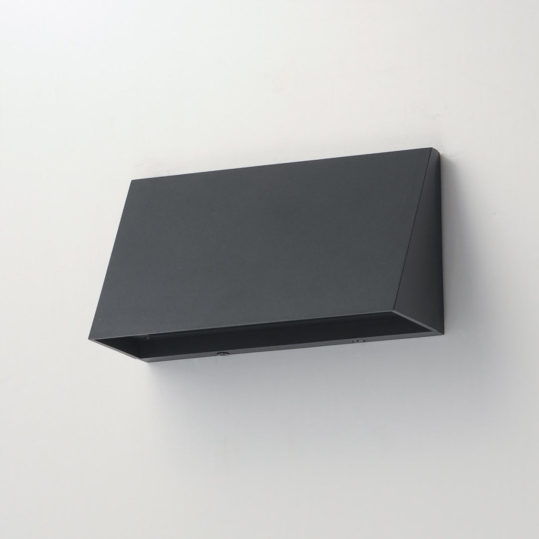 Pathfinder-Outdoor Wall Mount