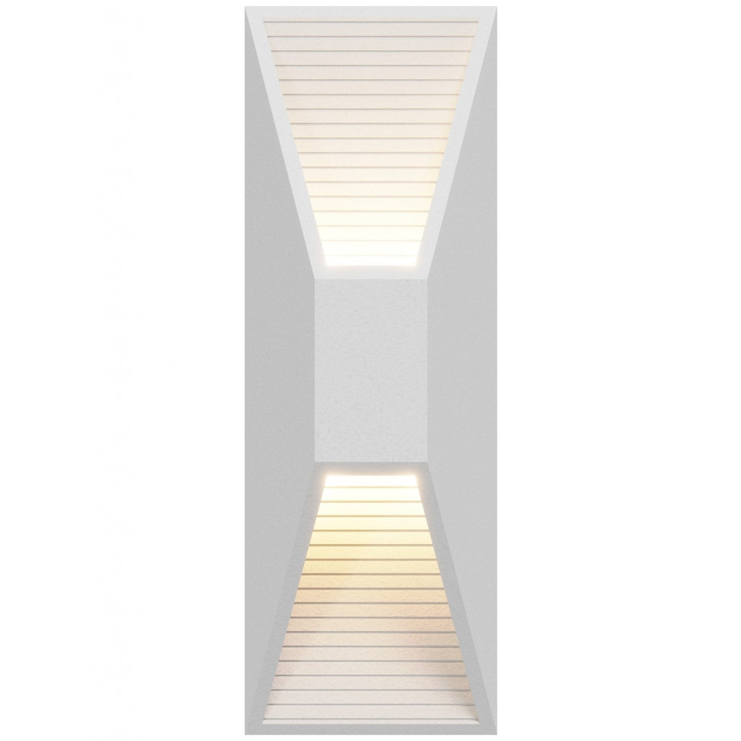 18" Wall Sconce In Paintable White Plaster