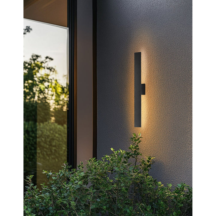 30W Wall Sconce In Matte Black