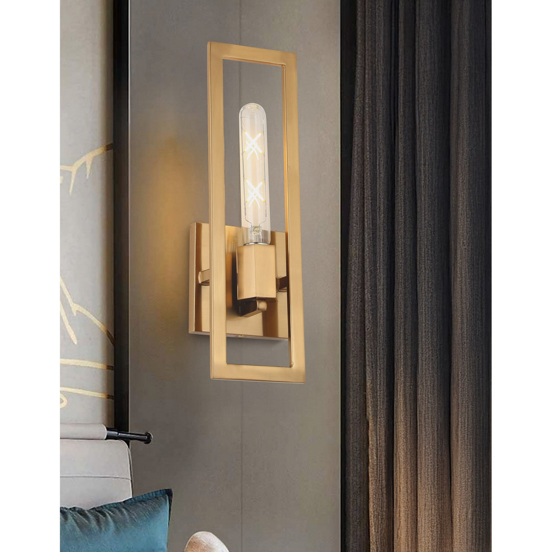 1 Light Incandescent Wall Sconce, Aged Brass
