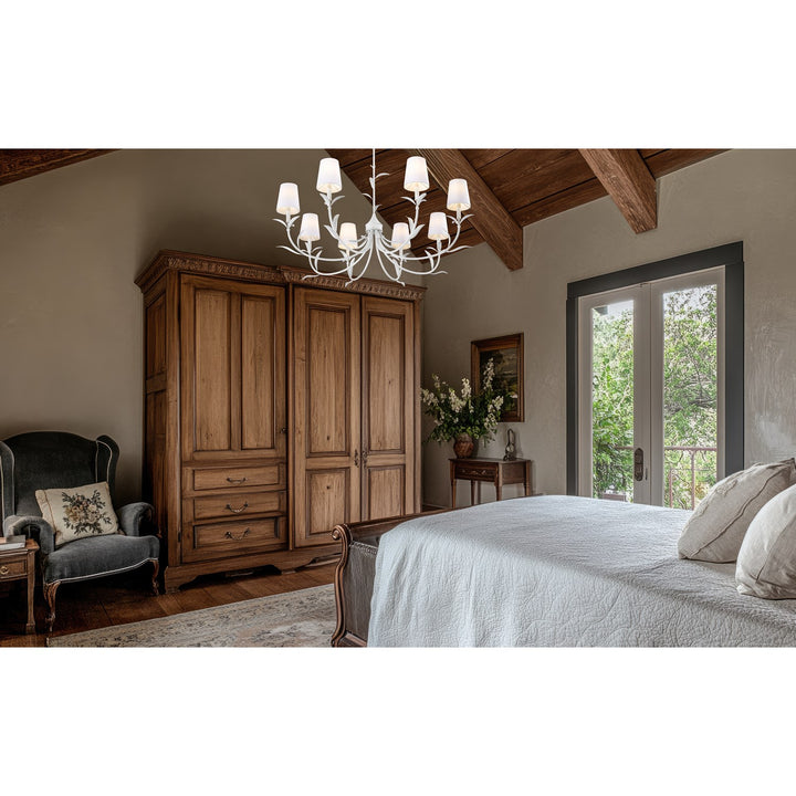 8 Light Chandelier